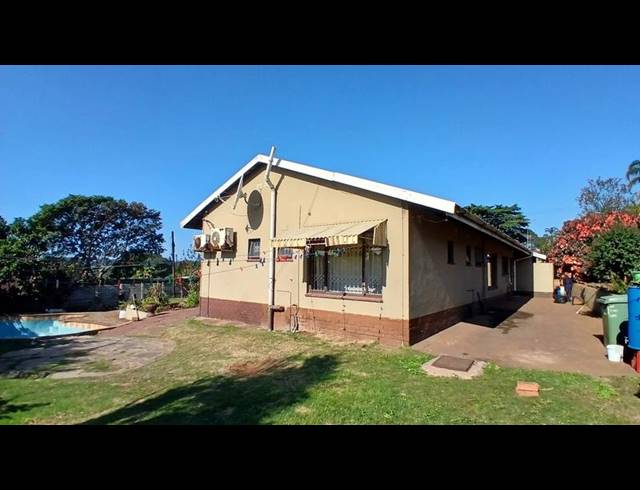 3 BEDROOM HOUSE FOR SALE IN MONTCLAIR